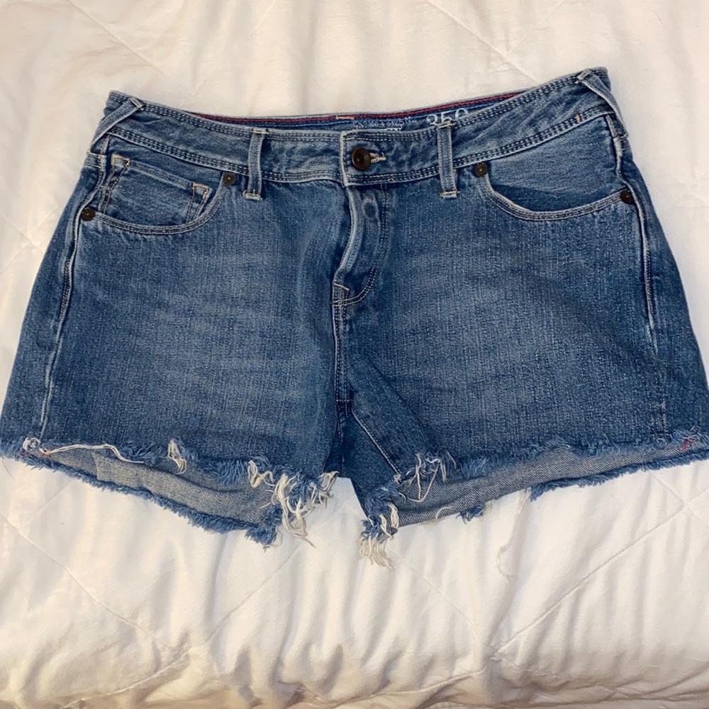 Jack Wills denim shorts size 28 (fits like size 2/4)